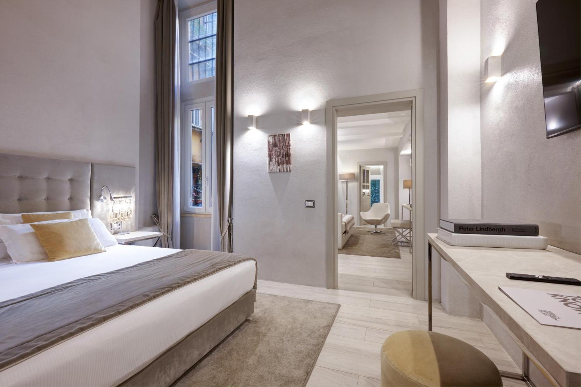 Terrace Pantheon Relais Rom